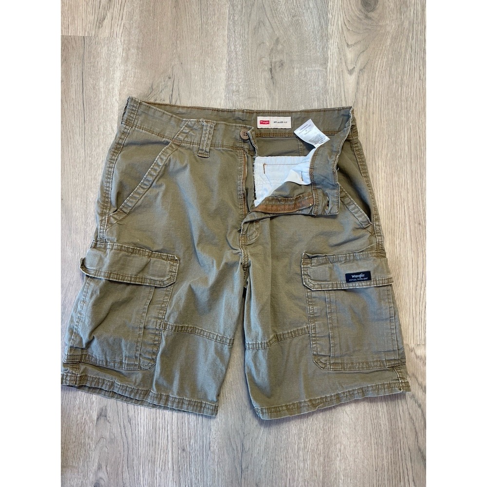 Wrangler Men's Cargo Shorts Relaxed Fit Size 30 Tan Khaki